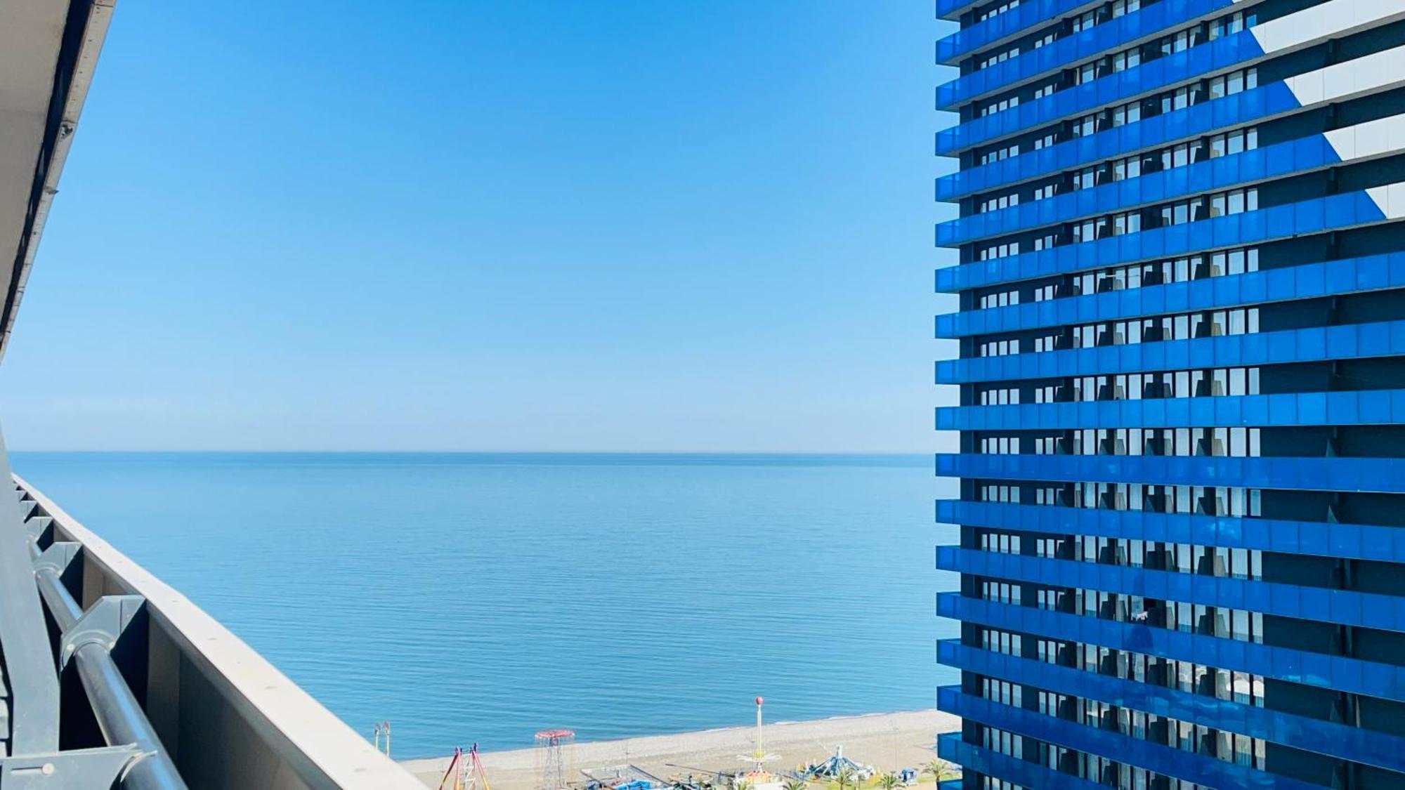 Sky Apartments Batumi Exterior photo